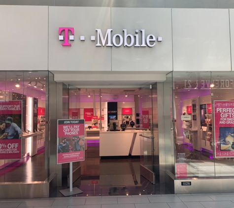 Metro by T-Mobile - Sacramento, CA