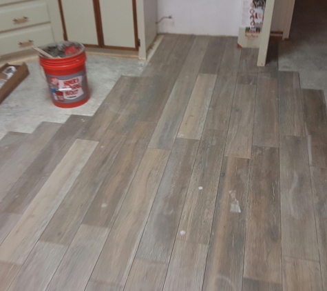 Cadiere Construction LLC - Houma, LA. Tile 24inchX6inch