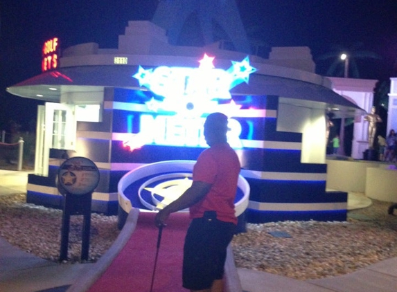 Shoot for the Stars Mini-Golf - Branson, MO