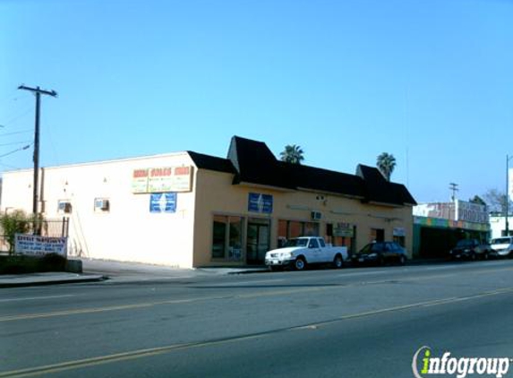 Windmill Thrift Shop - San Diego, CA