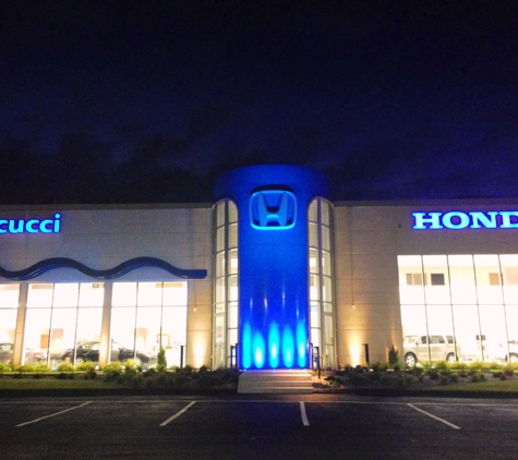 Saccucci Honda - Middletown, RI