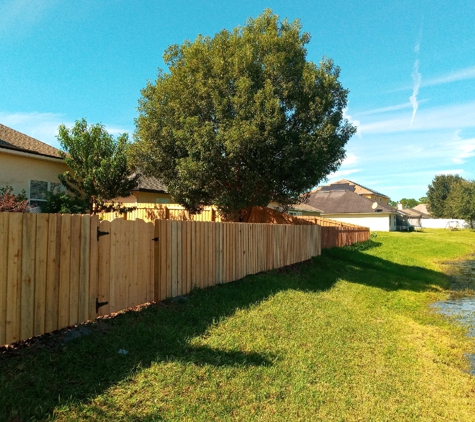 Silverman Fence - Jacksonville, FL. Board on Board ~ Cypress