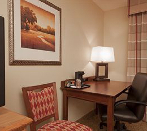 Country Inns & Suites - Davenport, IA