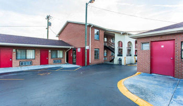 Econo Lodge - Nashville, TN