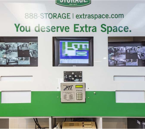 Extra Space Storage - Arlington, VA