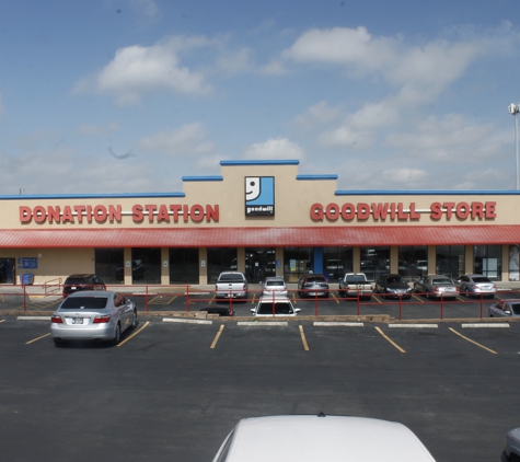 Goodwill Store and Donation Station - San Antonio, TX