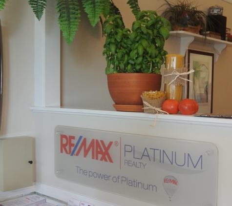 RE/MAX Platinum Realty - Venice Office - Venice, FL