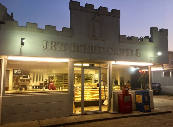 JR's Donut Castle - Parkersburg, WV