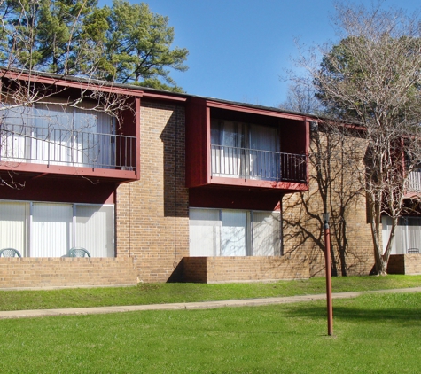 Parkchester Apartments - Pineville, LA