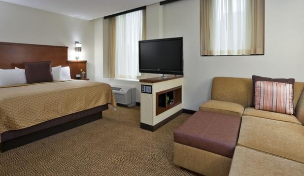 Hyatt Place Chesapeake/Greenbrier - Chesapeake, VA