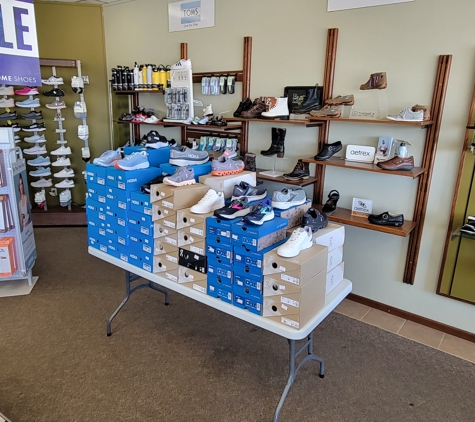 Tradehome Shoes - Garden City, KS