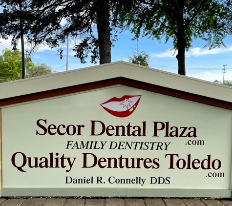 Secor Dental Plaza-Daniel R. Connelly, DDS - Toledo, OH