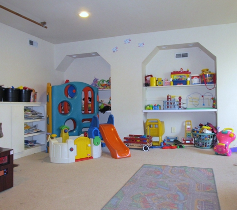 Comfy Home Daycare - Knoxville, TN