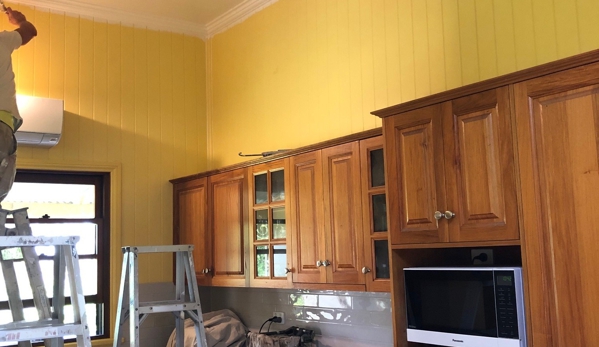 Bradford Painting Contractors - Oxenford, QLD. Before - Interior repaint