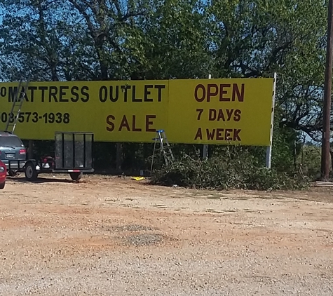 I-30 MATTRESS OUTLET - Mount Vernon, TX