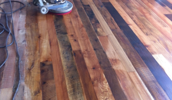 barnwood flooring - Dearborn, MI