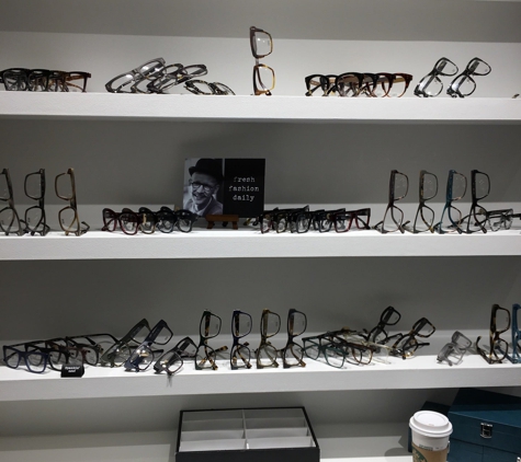 Selective Eyewear Elements - Chicago, IL
