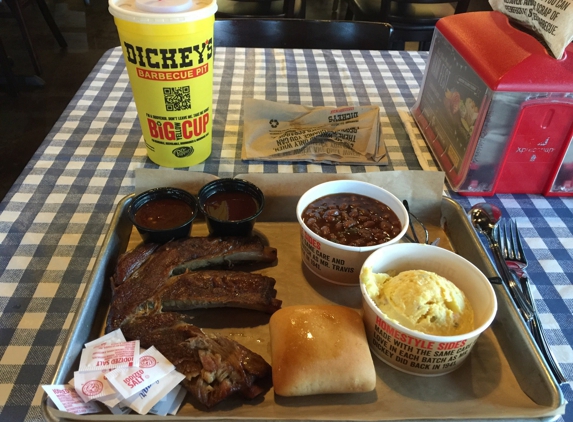 Dickey's Barbecue Pit - Diberville, MS