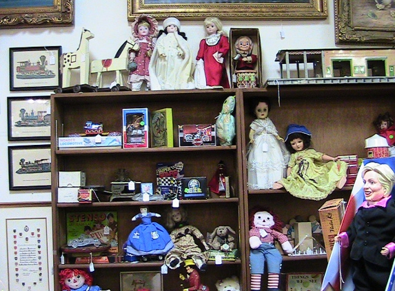 Sunrise Antiques & Imports - Dunn, NC