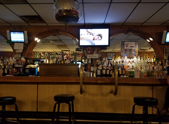 Irish Pub - Quincy, MA