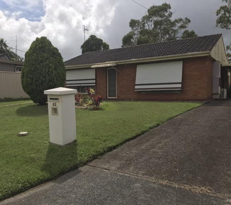 Paul's Pressure Cleaning Services - Mardi, NSW. Old driveway