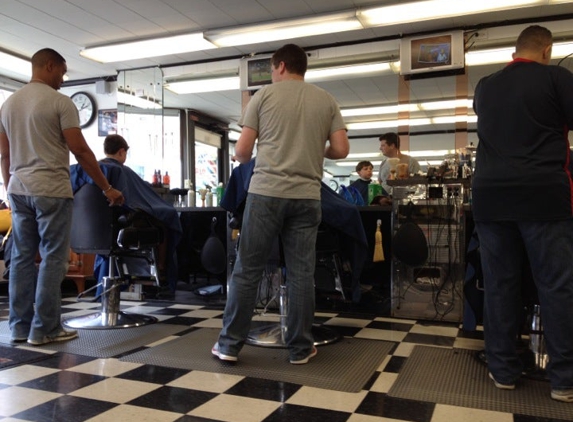 Andover Barber Shop - Andover, MA