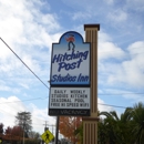 Hitching Post Motel - Bed & Breakfast & Inns