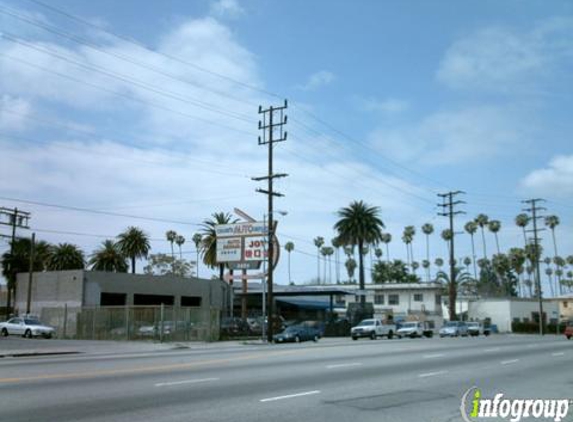 Happy - Los Angeles, CA