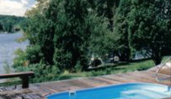 Royal Fiberglass Pools of NY Inc. - Tully, NY