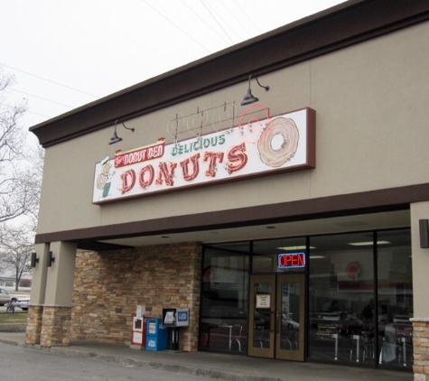 Donut Den - Nashville, TN