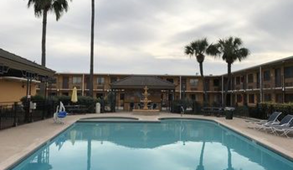 Americas Best Value Inn Laredo - Laredo, TX