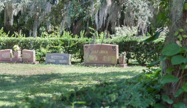 Oaklawn Memorial Gardens - Titusville, FL