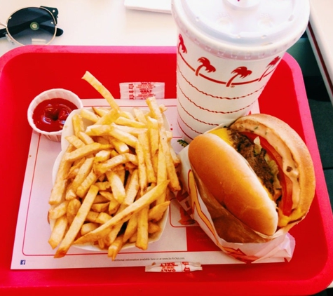 In-N-Out Burger - Arroyo Grande, CA