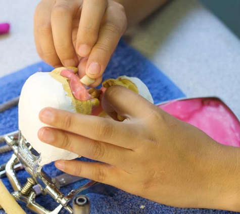 Total Denture Care Clinics - Kingston, TAS