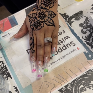 Egyptian Henna Tattoos, Hair Wraps & Airbrush Tattoos - Kissimmee, FL