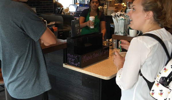 Starbucks Coffee - Trinity, FL