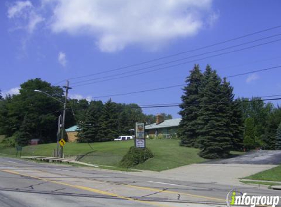 Pike View Motel - Strongsville, OH