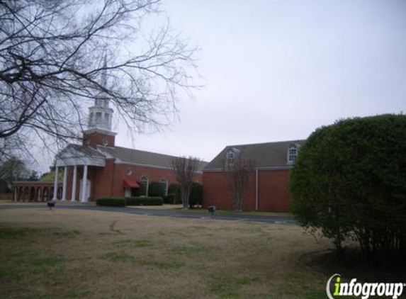 Colonial Park United Methodist Church - Memphis, TN