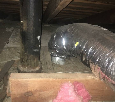 Bell Air Conditioning - Irving, TX. More shoddy duct work.