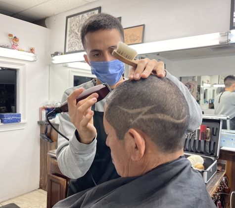 Amanda's Barber Shop #1 - Sylmar, CA