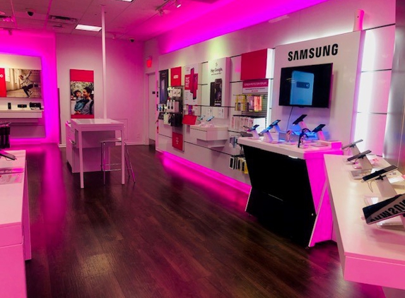 T-Mobile - Redondo Beach, CA