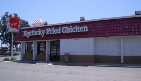 KFC - Closed - Ramona, CA