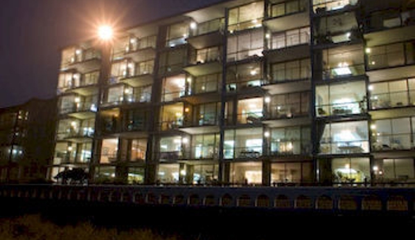 Sand & Sea Condominium - Seaside, OR