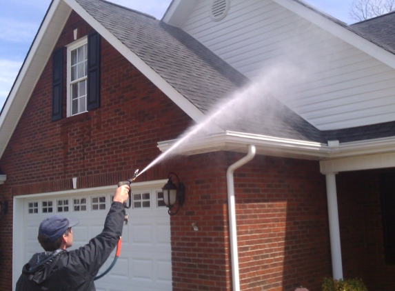 Omar's Pressure Cleaning - Clermont, FL