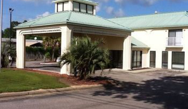 GuestHouse Inn & Suites Bayou La Batre/Mobile - Bayou La Batre, AL