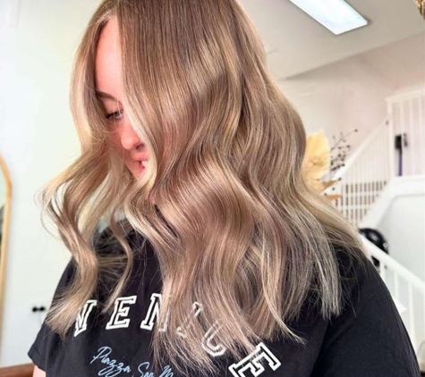 Mode Hair Salon - Mildura, VIC