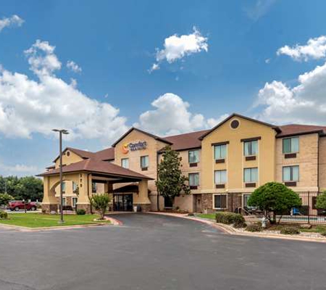 Comfort Inn & Suites Mansfield - Mansfield, TX