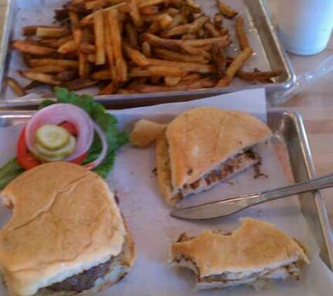 Fat Cow Burgers & Salads - Baton Rouge, LA