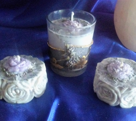 Essential Soaps & Botanical Candles - Metairie, LA