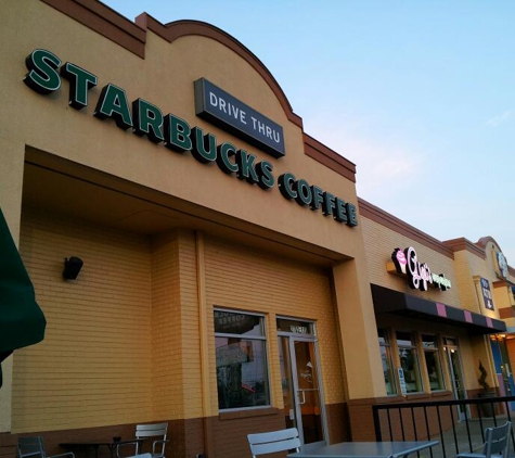 Starbucks Coffee - Lexington, KY